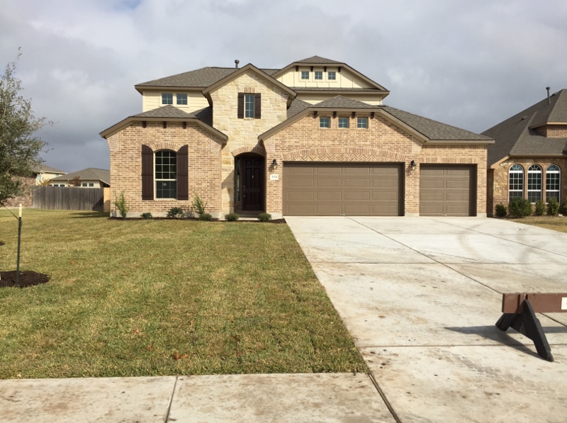 1124 Enclave Way